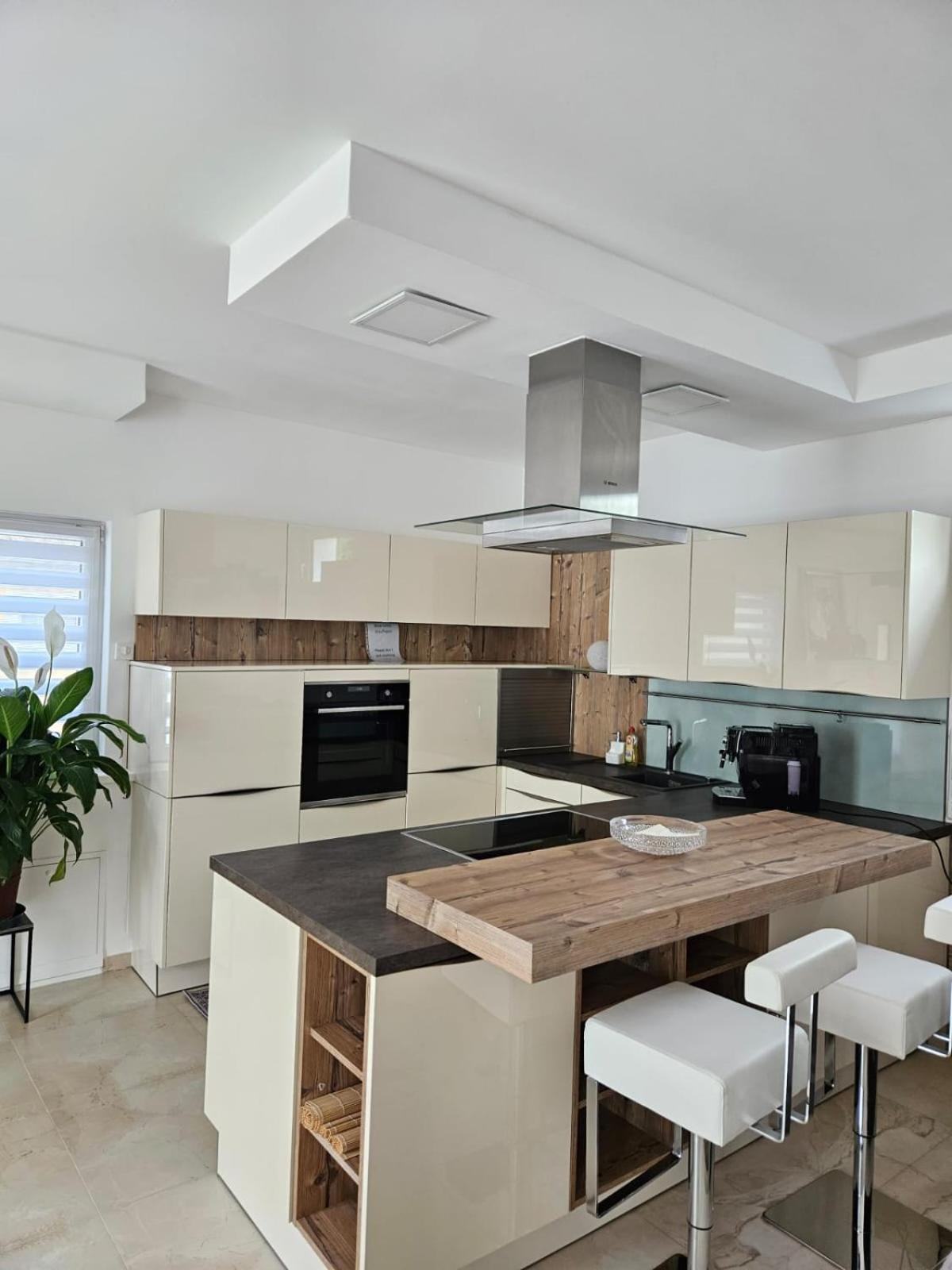 Vagner Apartment *